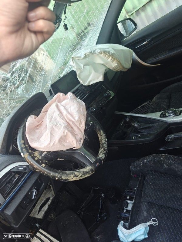 Carro Para Peças Bmw 1 (F20) - 2
