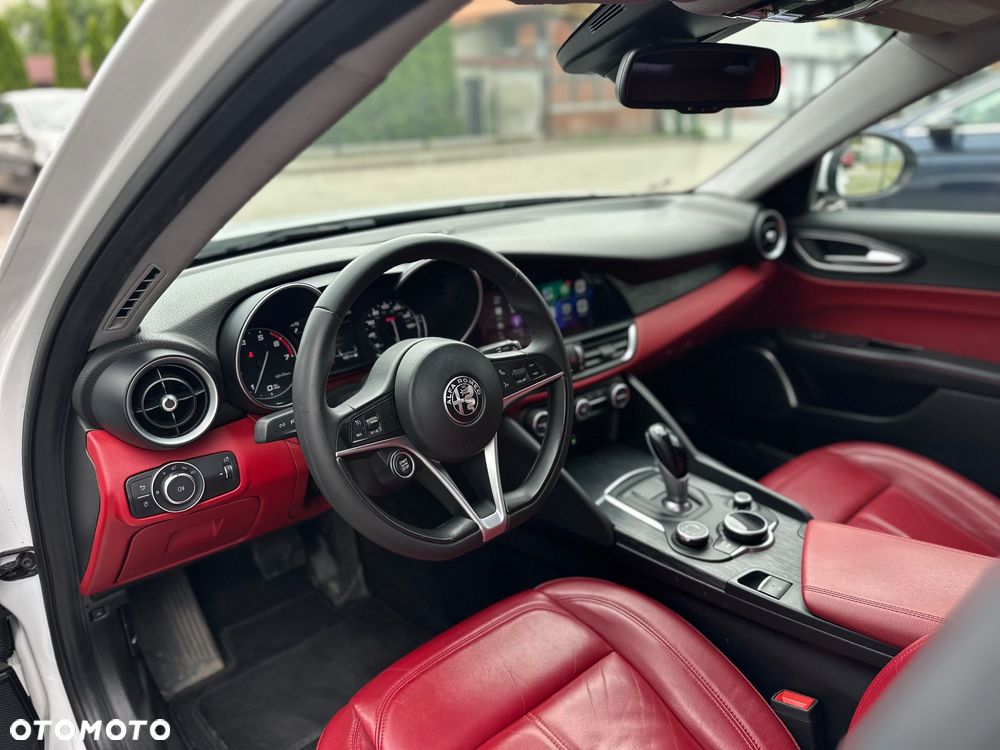 Alfa Romeo Giulia 2.0 Turbo Veloce - 20