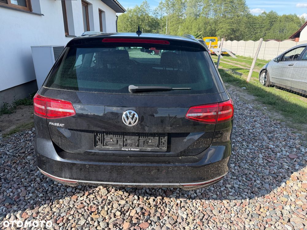 Volkswagen Passat 1.4 TSI ACT (BlueMotion Technology) DSG Highline - 4