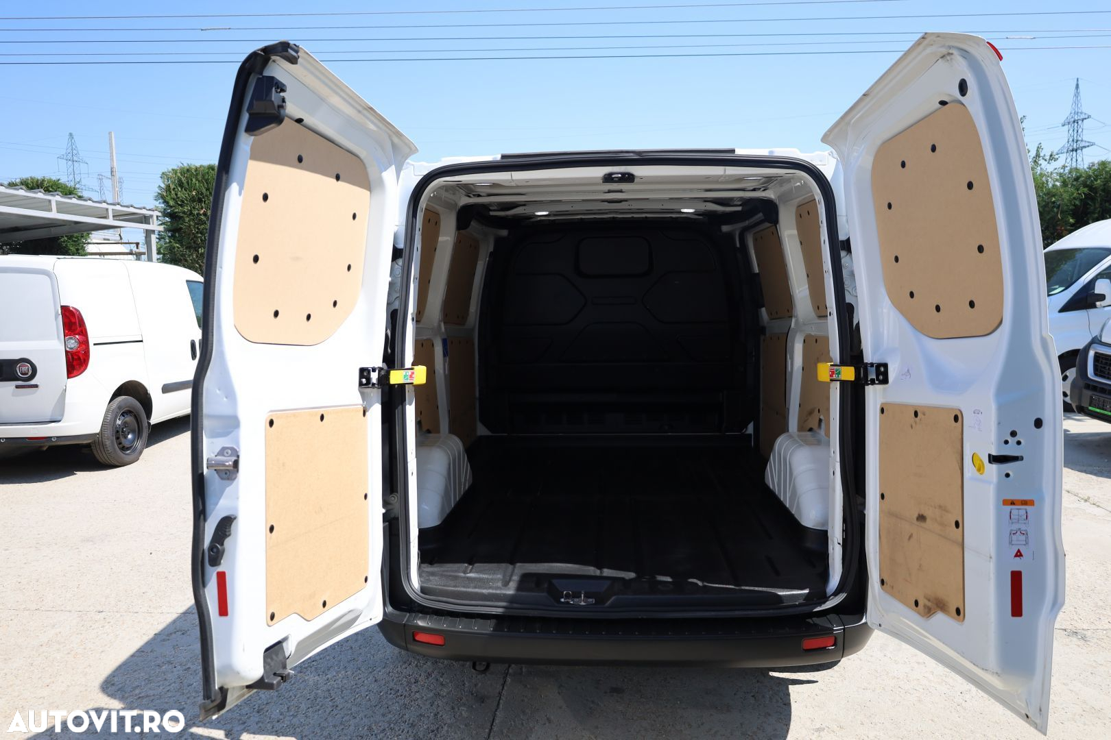 Ford Transit Custom - 10