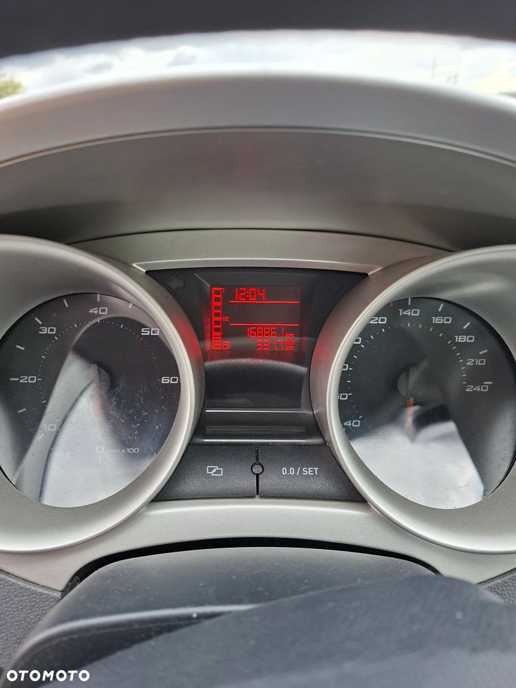 Seat Ibiza 2012 photo 5