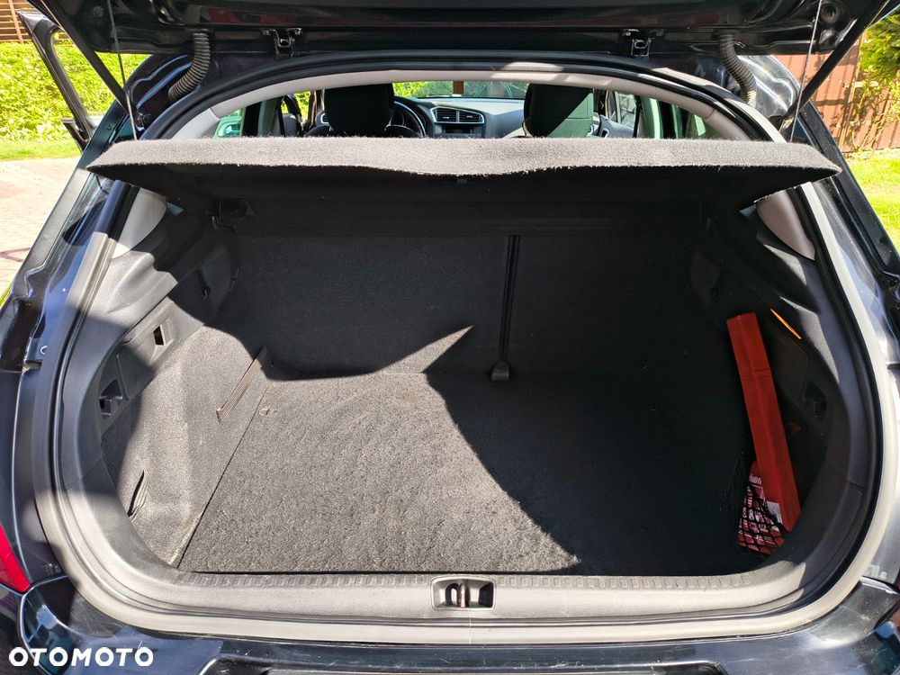 Citroën C4 1.6 HDi Impress - 8