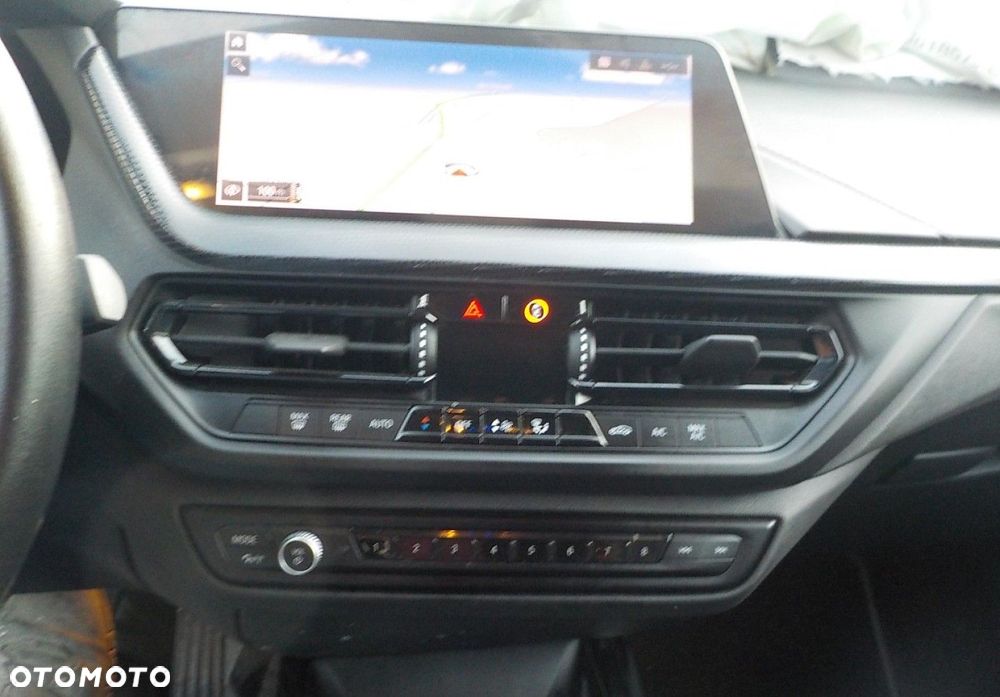 BMW Seria 1 - 35