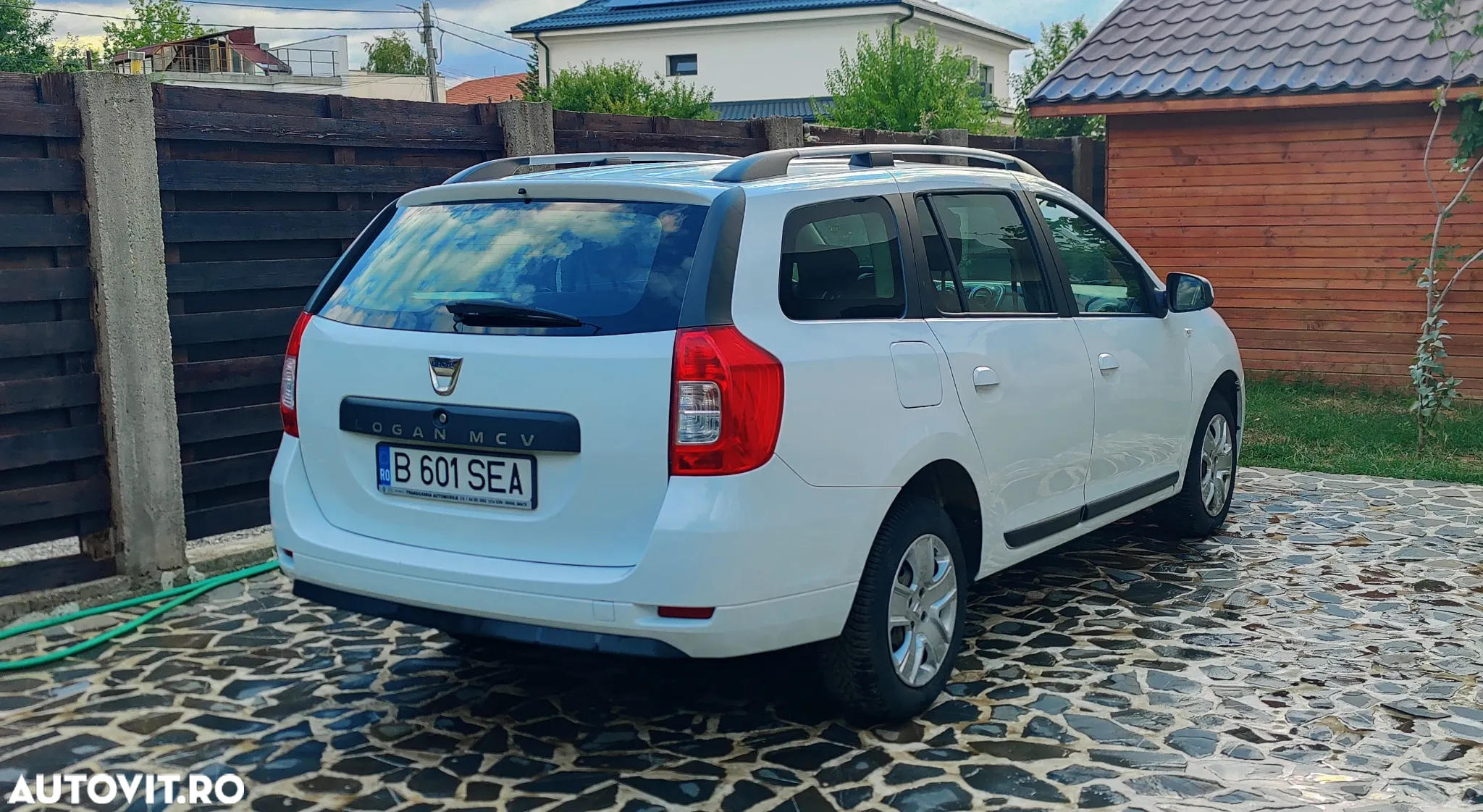 Dacia Logan MCV 1.5 Blue dCi Laureate - 9