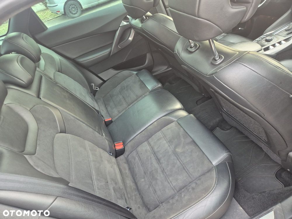 Citroën DS5 1.6 THP SoChic - 20