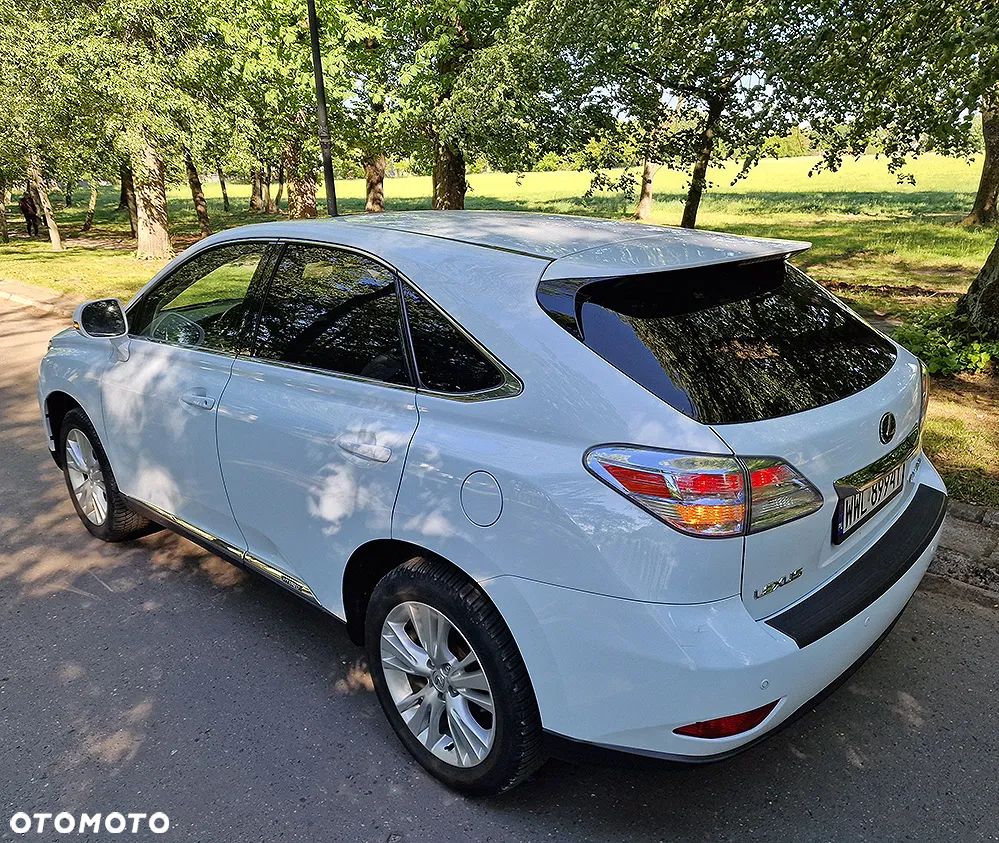 Lexus RX 450h (hybrid) Executive Line - 33