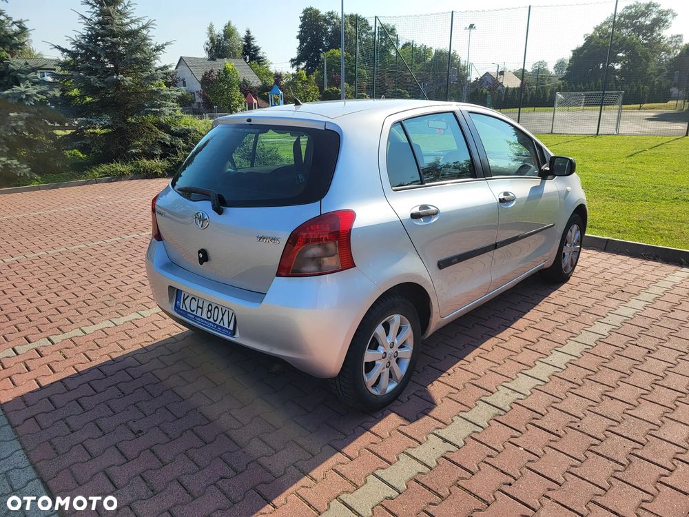 Toyota Yaris 1.3 Luna A/C - 6