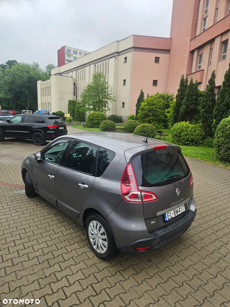 Renault Scenic - 10
