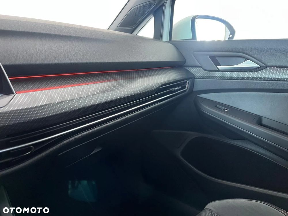 Volkswagen Golf - 19