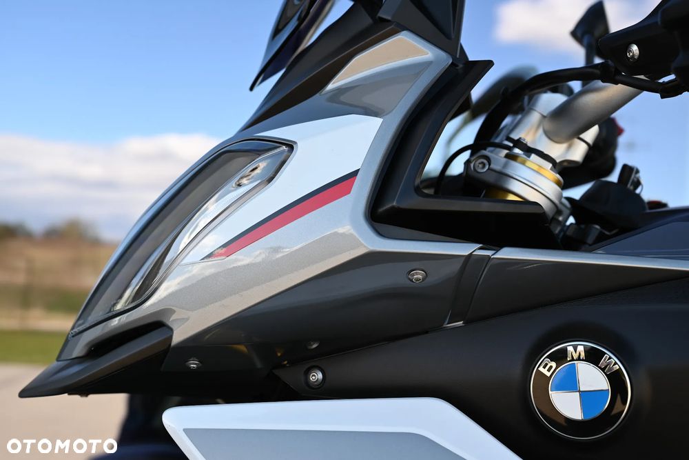 BMW XR - 21