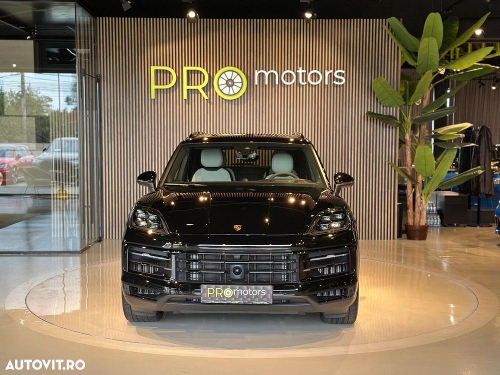 Porsche Cayenne - 2