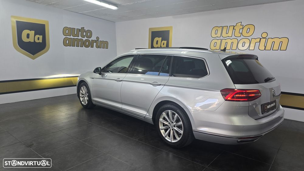VW Passat Variant 2.0 TDI Highline DSG 4Motion - 14
