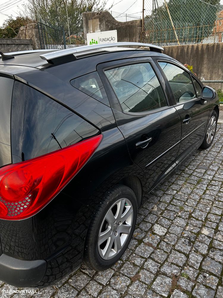 Peugeot 207 SW 1.6 HDi Sport - 2