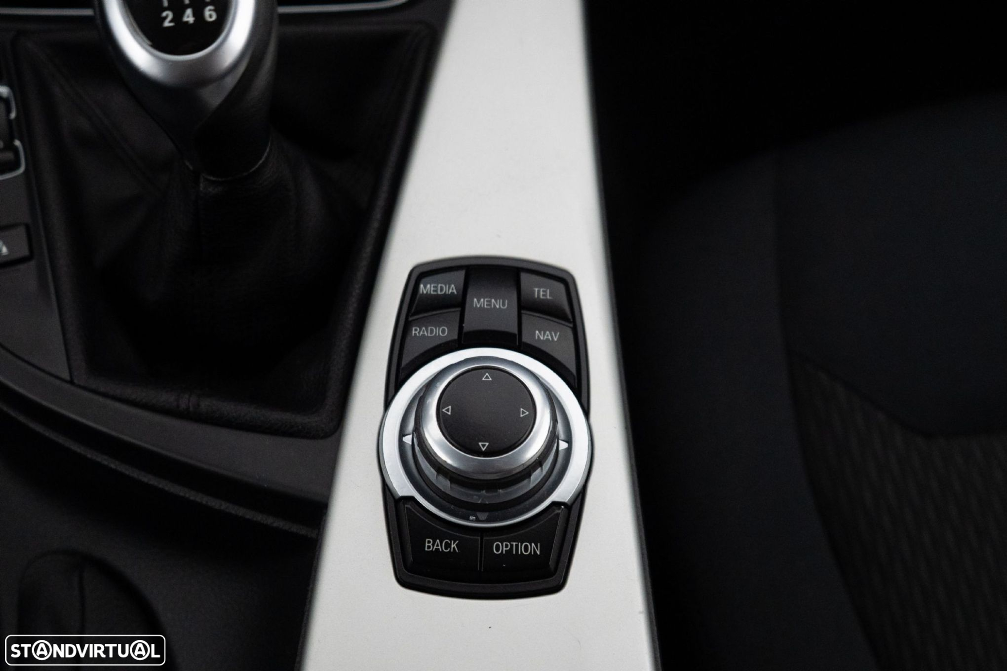 BMW 318 d Touring Line Sport - 23