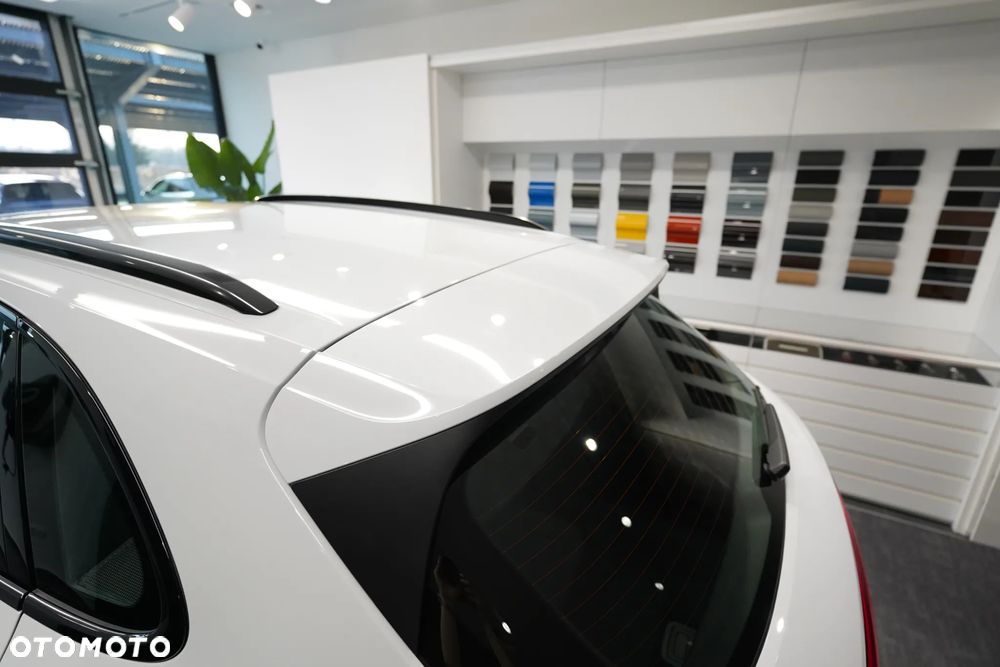 Porsche Cayenne - 25