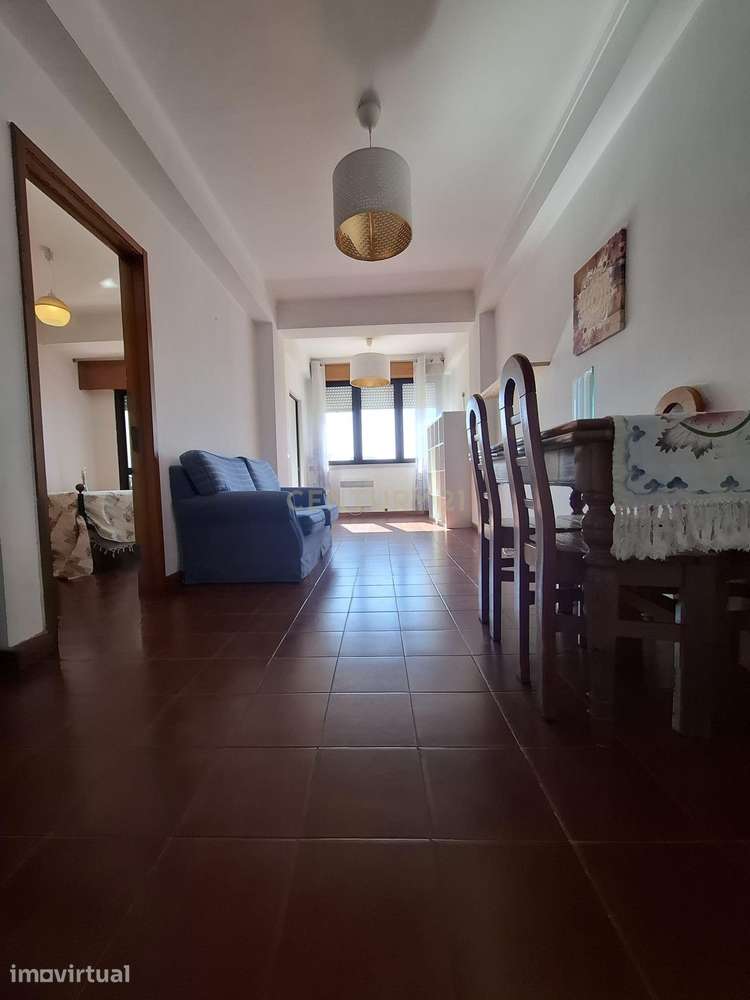 Apartamento T1 na Costa da Caparica - Arrendamento - Grande imagem: 2/17