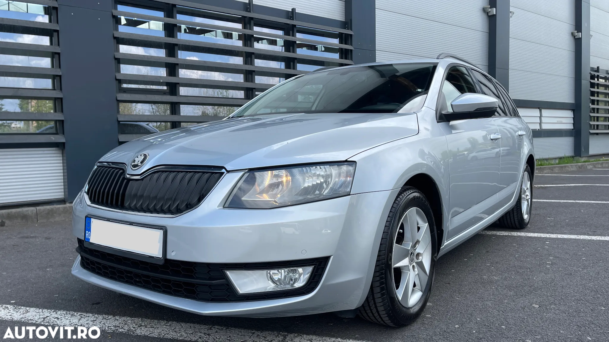 Skoda Octavia Combi 1.6 TDI (Green tec) Style - 9