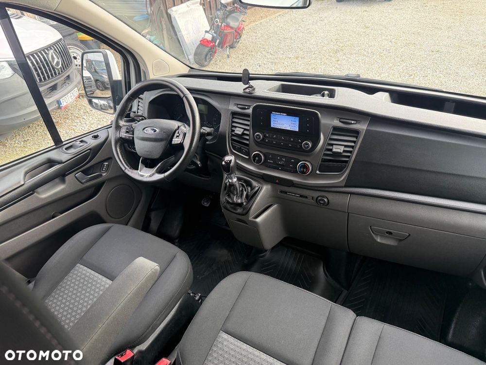 Ford Transit Custom 310 L2H1 Limited - 12
