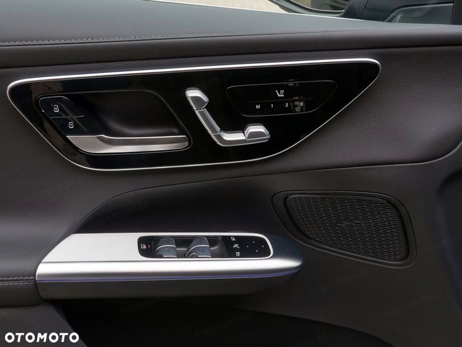 Mercedes-Benz GLC 300 mHEV 4-Matic AMG Line - 10