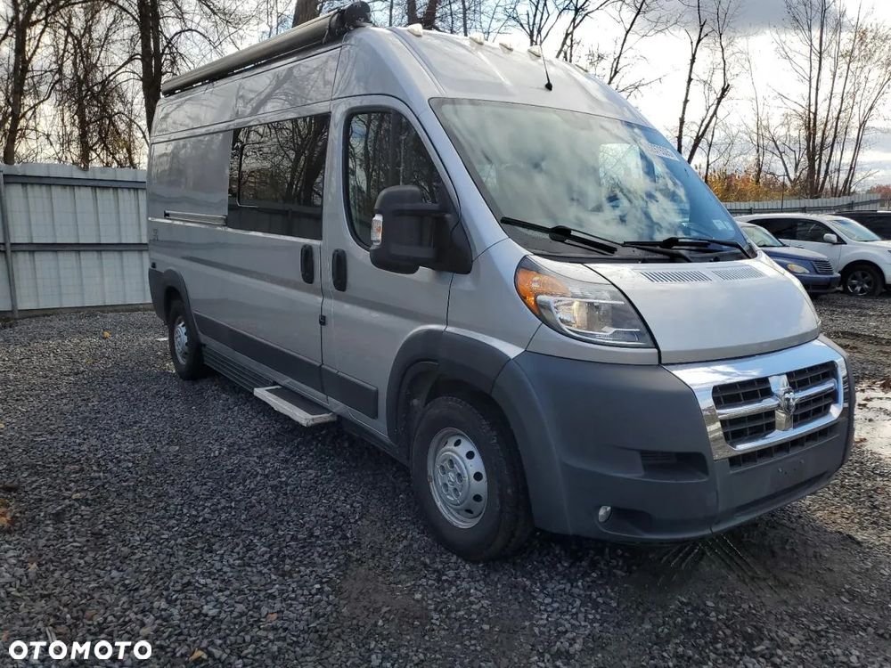 Ford Sunseeker E-450 Cutaway - 24