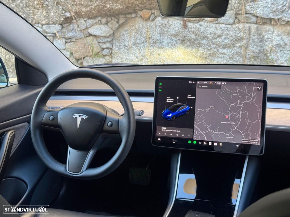 Tesla Model 3 Long-Range Dual Motor AWD - 22