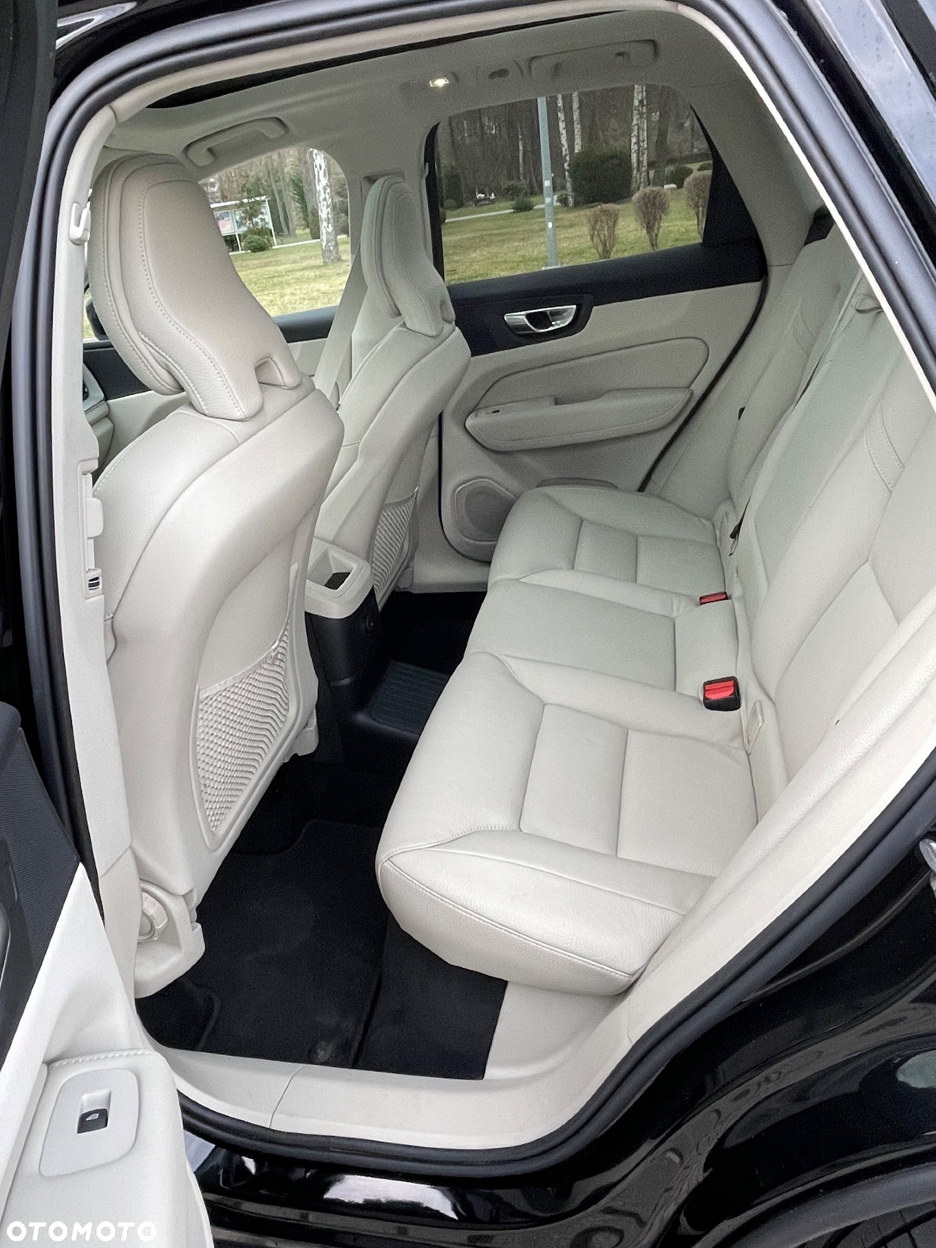Volvo XC 60 T6 AWD Recharge Core - 12