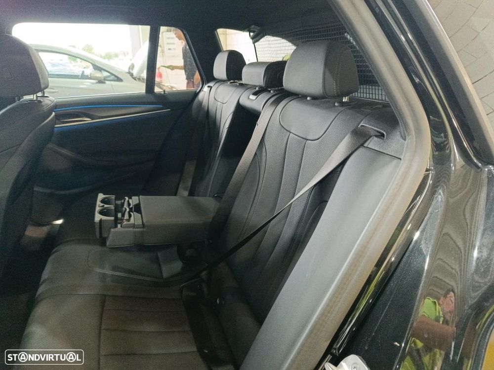 BMW 530 e - 9