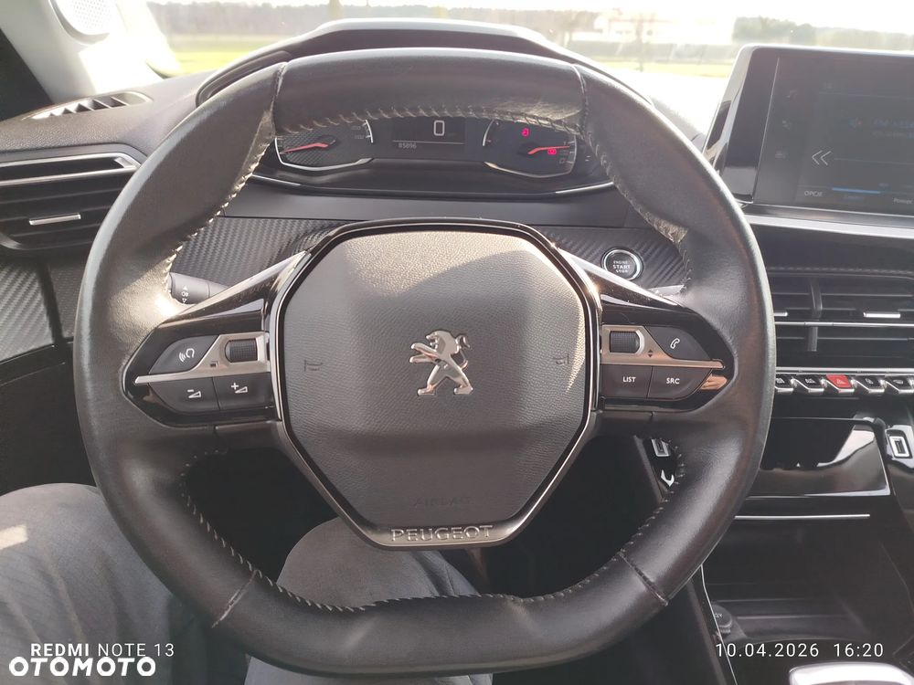Peugeot 2008 BlueHDi 110 Active - 24
