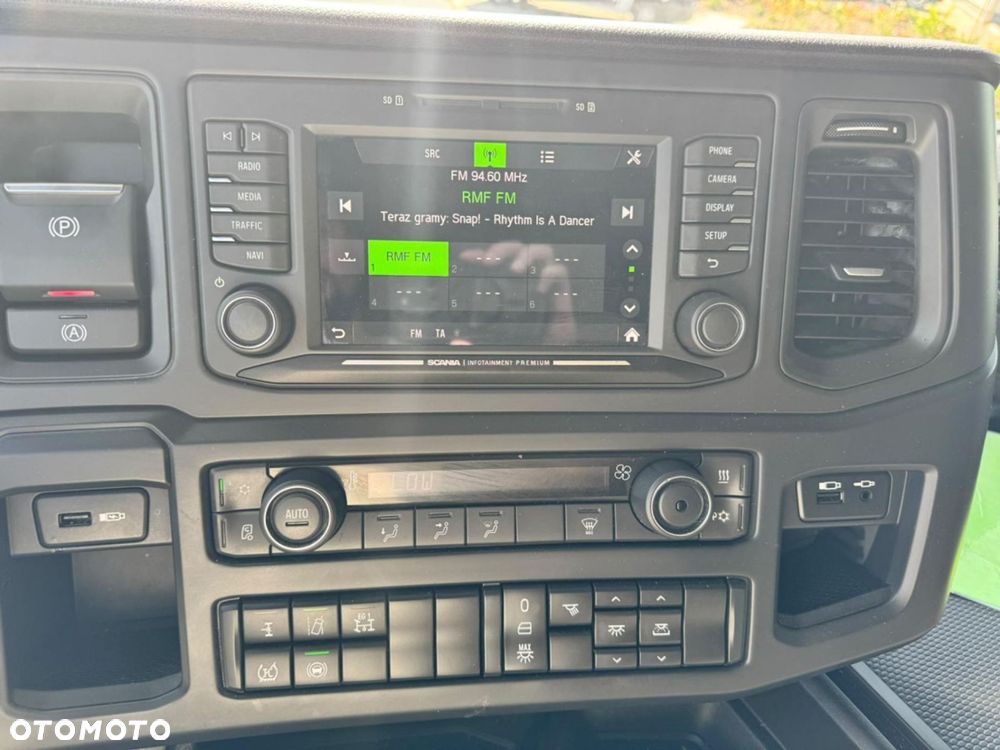 Scania R 460 A4x2NA - 10