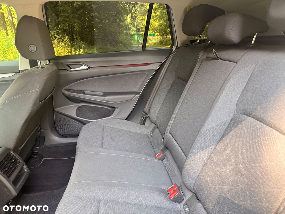 Volkswagen Golf 1.5 TSI EVO Life - 32