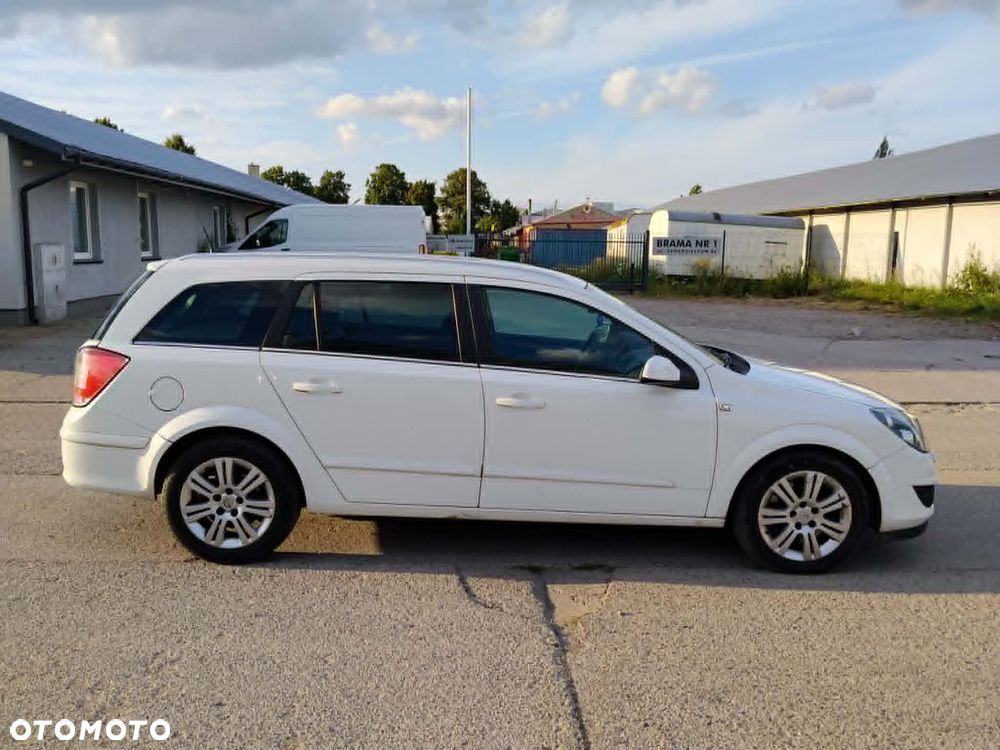 Opel Astra 1.7 CDTI Sport - 4