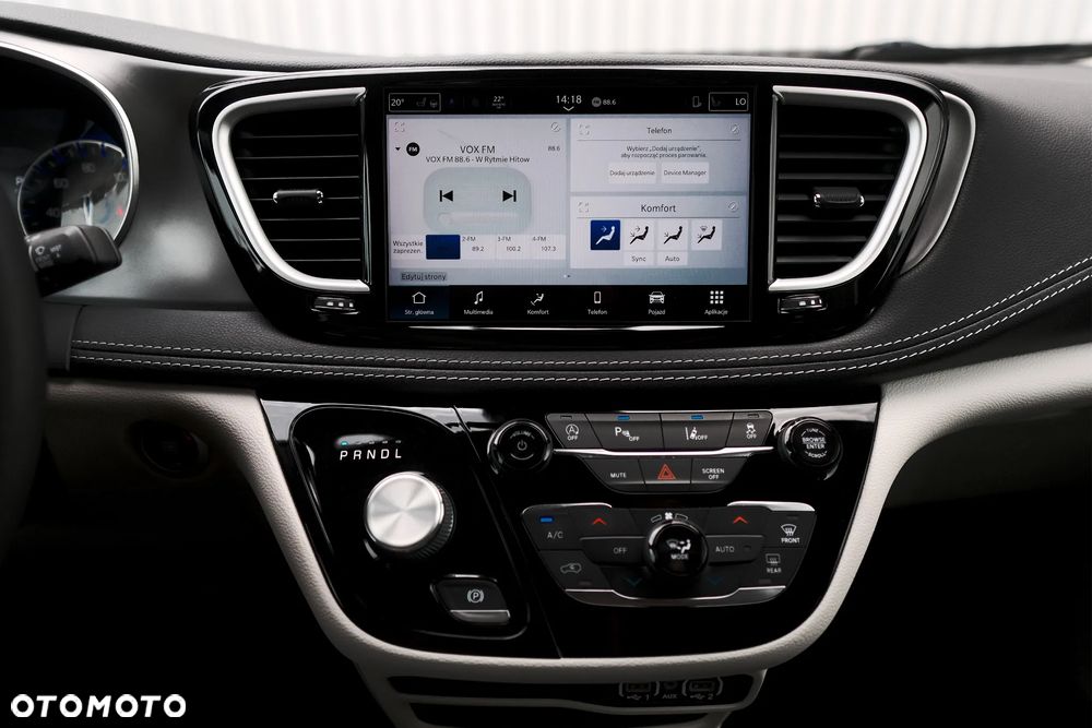 Chrysler Pacifica - 26