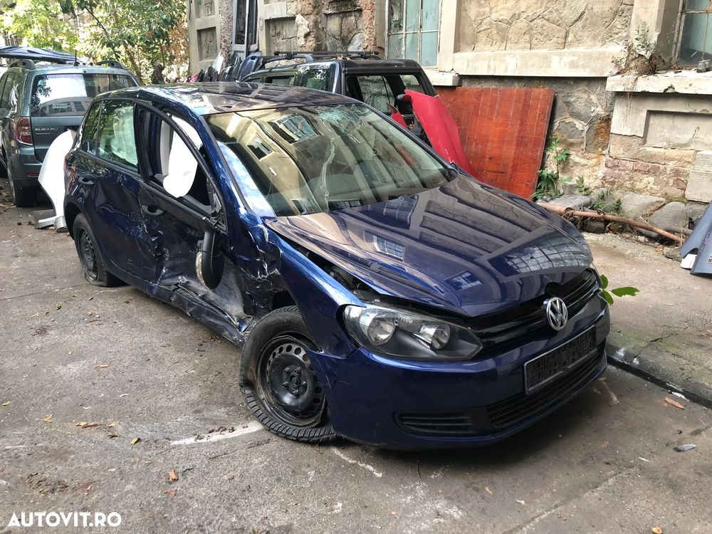 Dezmembrez VW Volkswagen Golf 6 2010 albastru 1,6 TDI cod CAY - 2