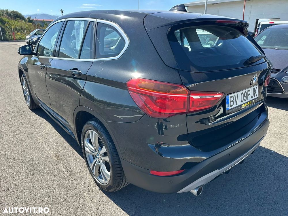 BMW X1 sDrive18d Aut. Sport Line - 12