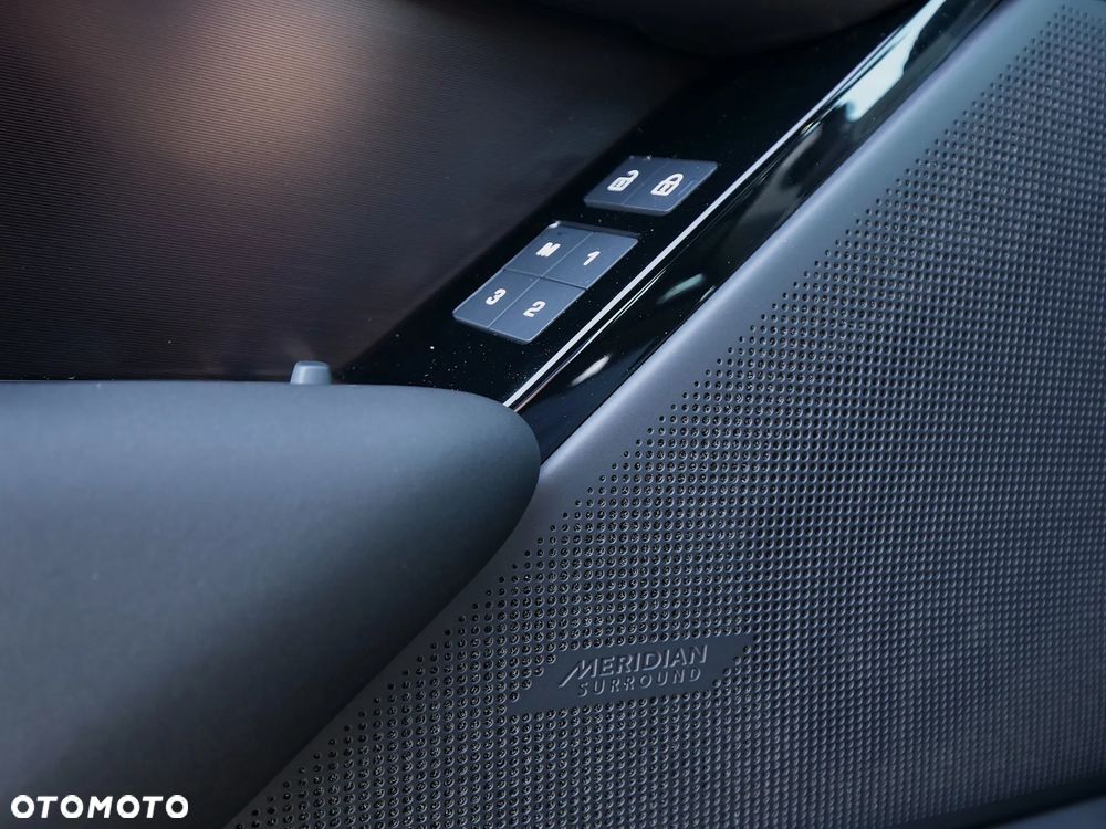Land Rover Range Rover Velar 3.0 P400 mHEV Belgravia Edition Satin - 29