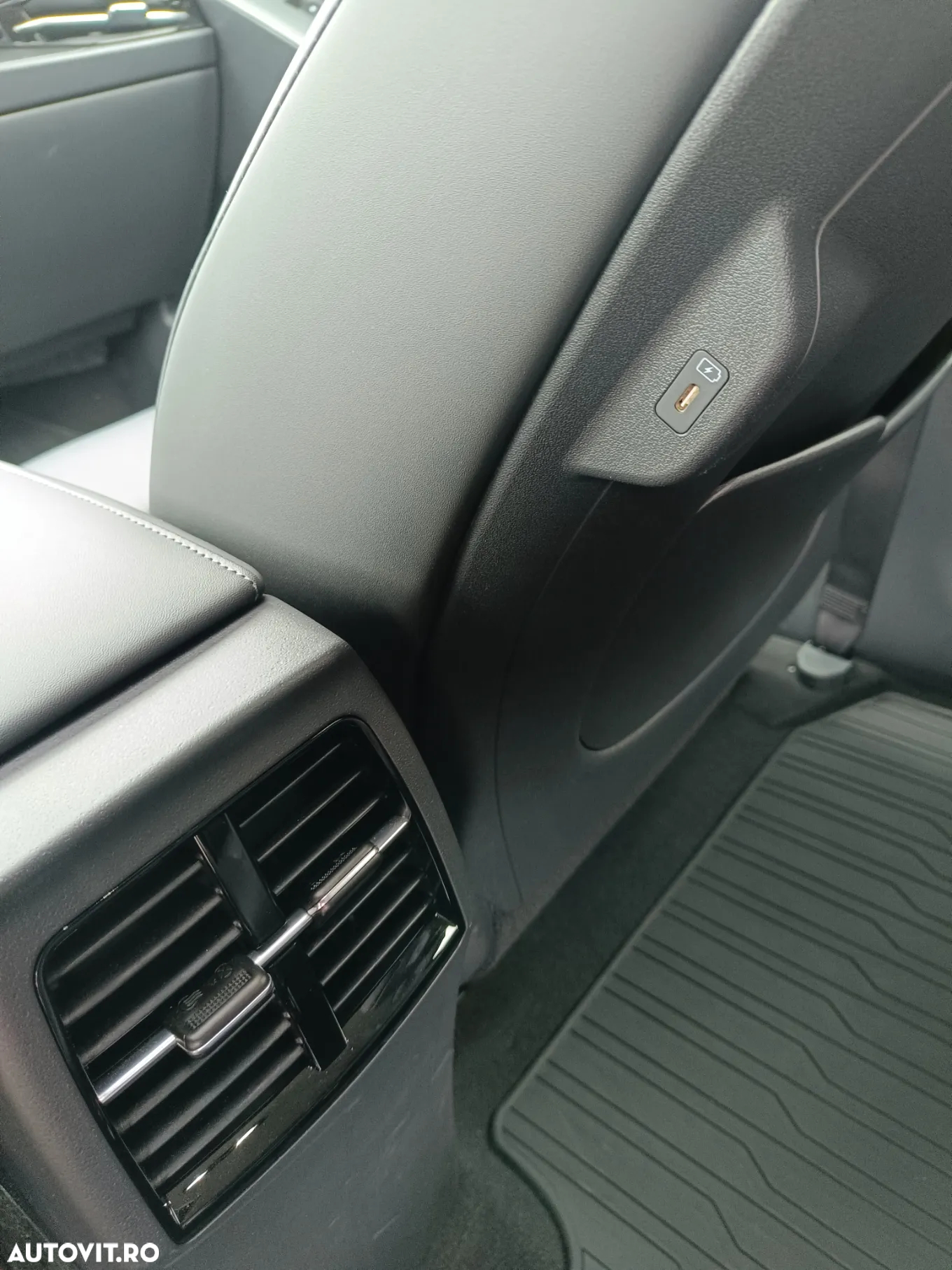 Kia Niro EV Premium - 28