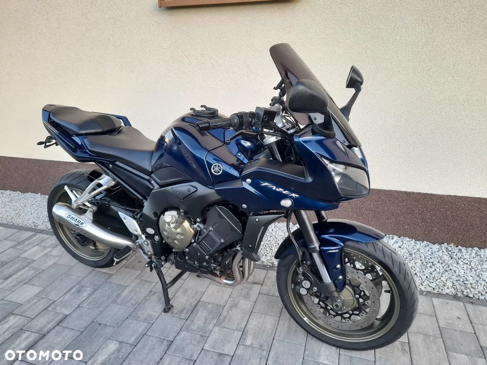 Yamaha FZ - 2