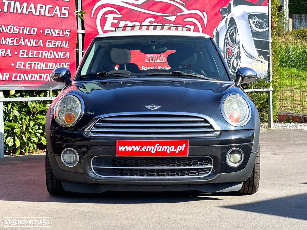 MINI 3 Portas Cooper D - 3