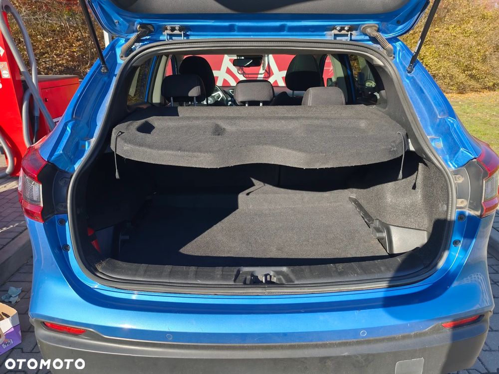 Nissan Qashqai 1.2 DIG-T N-Connecta - 16