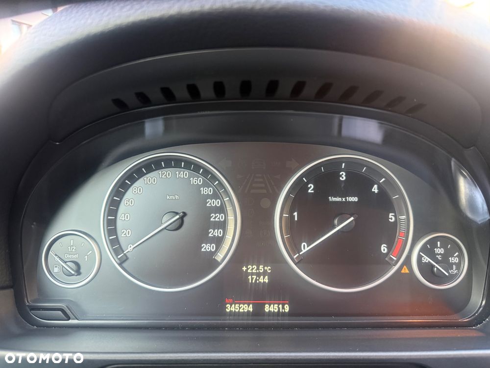 BMW Seria 5 - 17