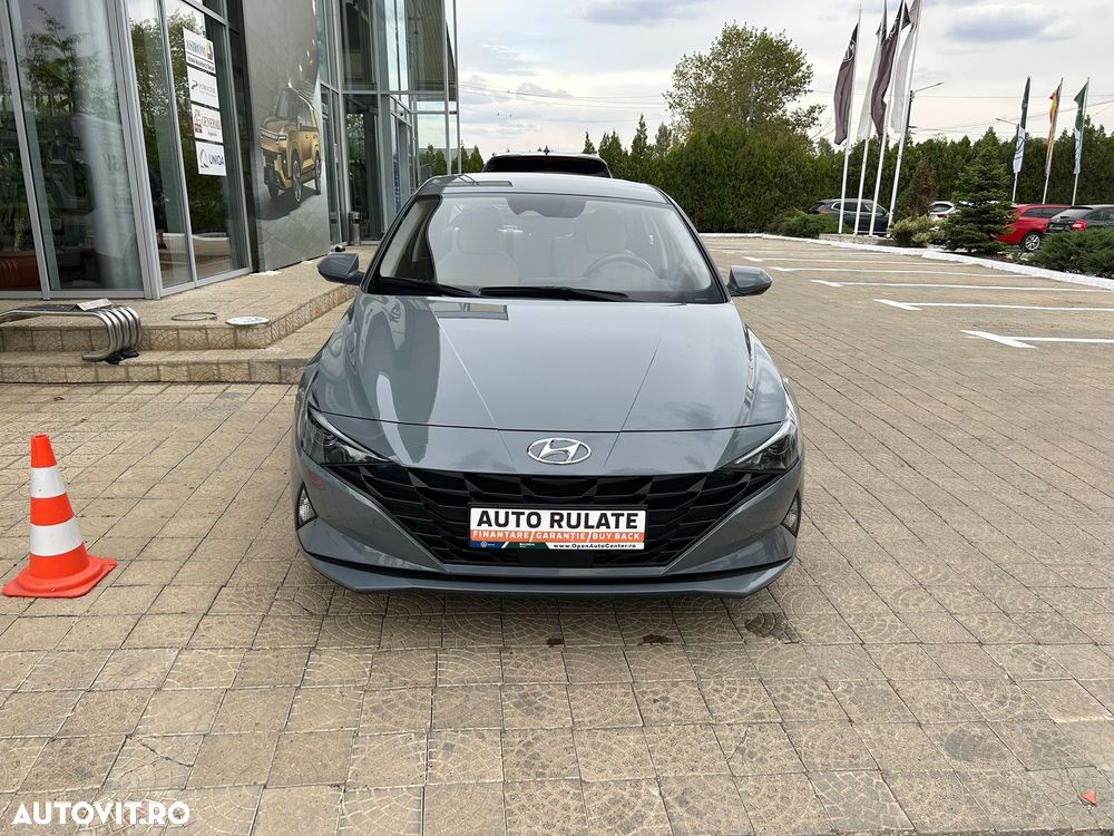 Hyundai Elantra 1.6 l 123 CP 6MT Classic - 5