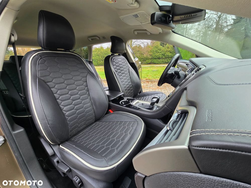 Ford Mondeo Vignale 2.0 TDCi Bi-Turbo PowerShift - 19