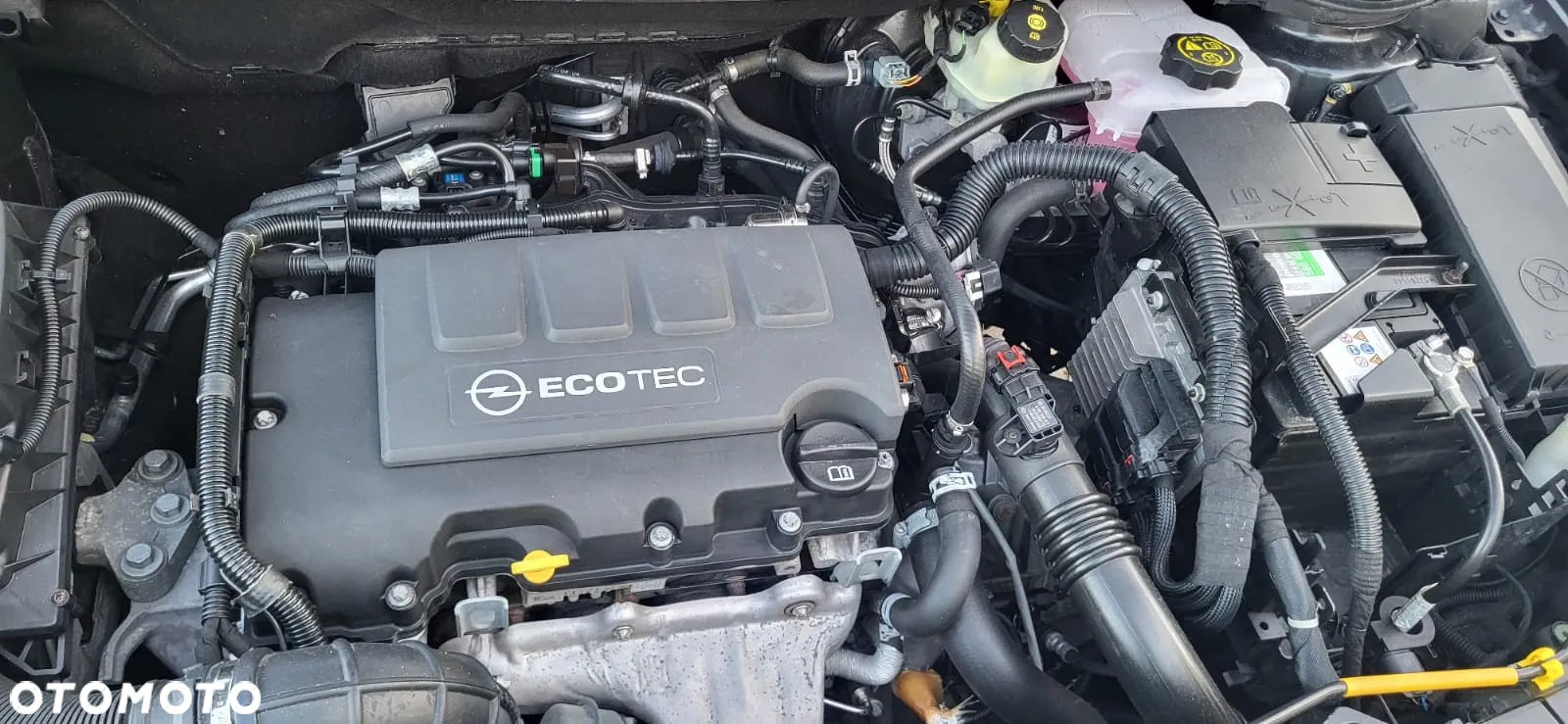 Opel Astra 1.4 Turbo Cosmo - 10