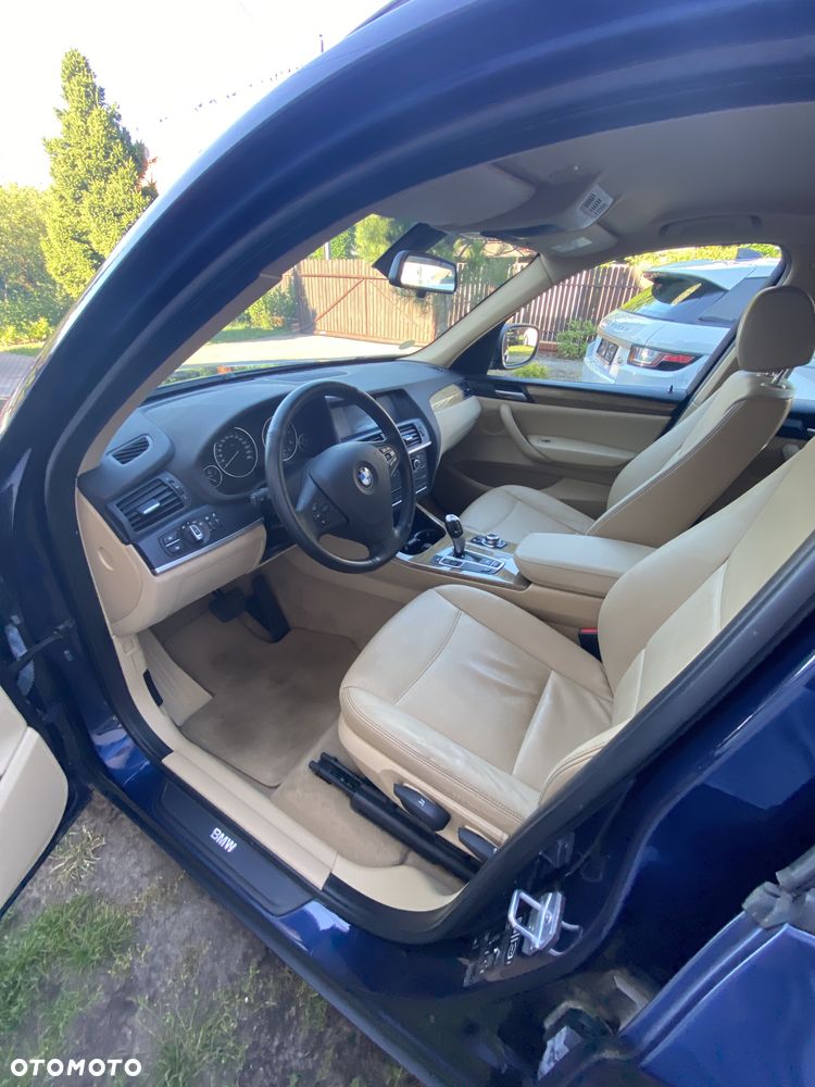 BMW X3 sDrive18d - 11