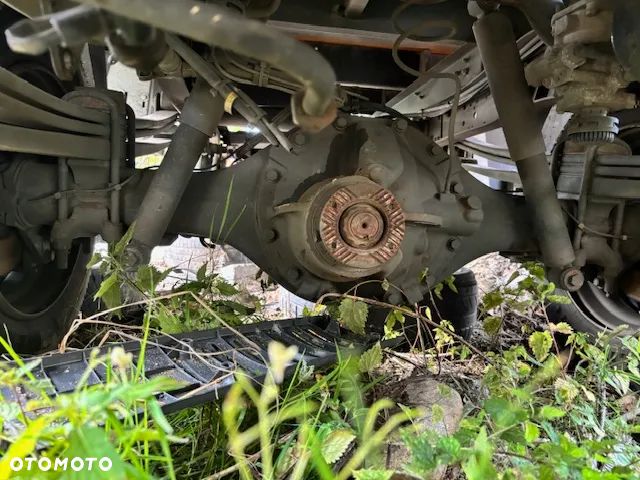 MOST DYFERENCJAŁ TYŁ MERCEDES VARIO 818 4.2 DIESEL 40:11 - 2