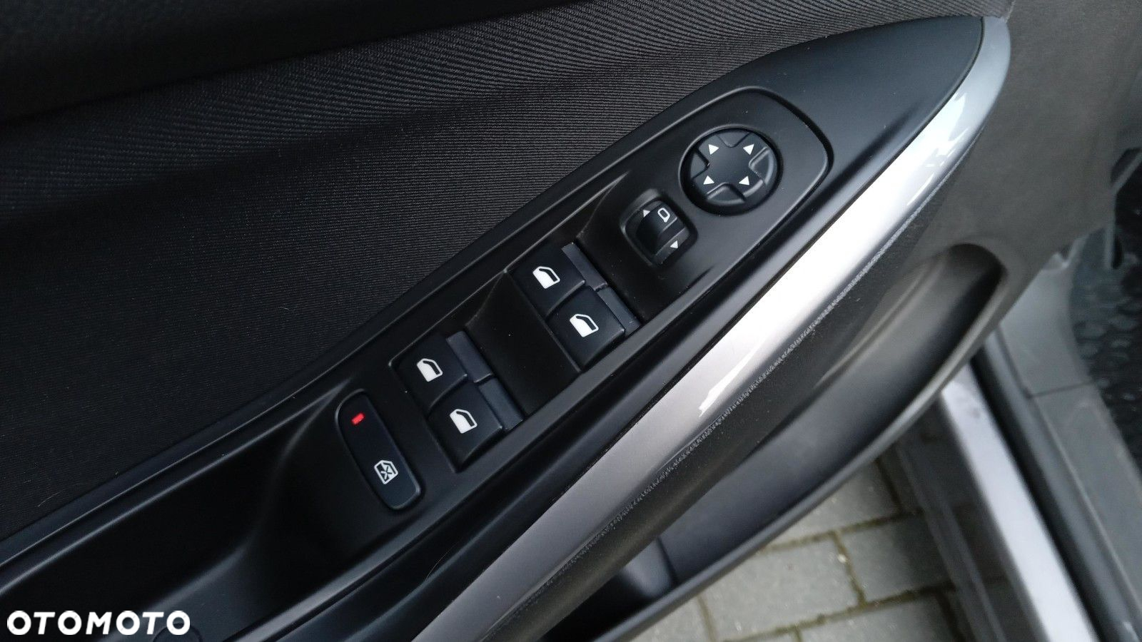 Opel Grandland X - 12