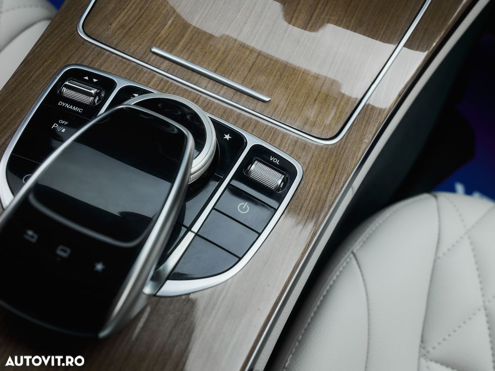Mercedes-Benz C 180 (BlueTEC) d 7G-TRONIC Exclusive - 32