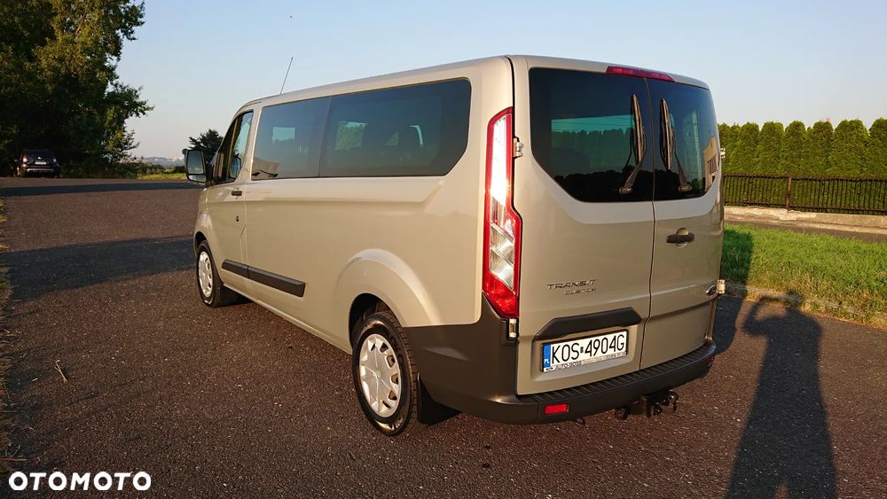 Ford Tourneo Custom - 18