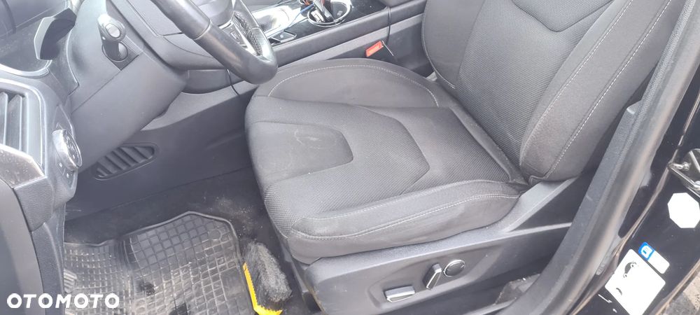 Ford S-Max 2.0 TDCi Titanium - 36