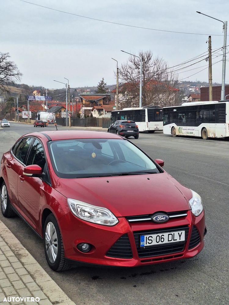 Ford Focus - 1